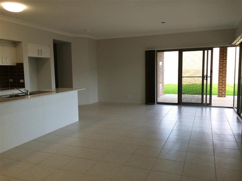 16 Rose Street, Oran Park NSW 2570