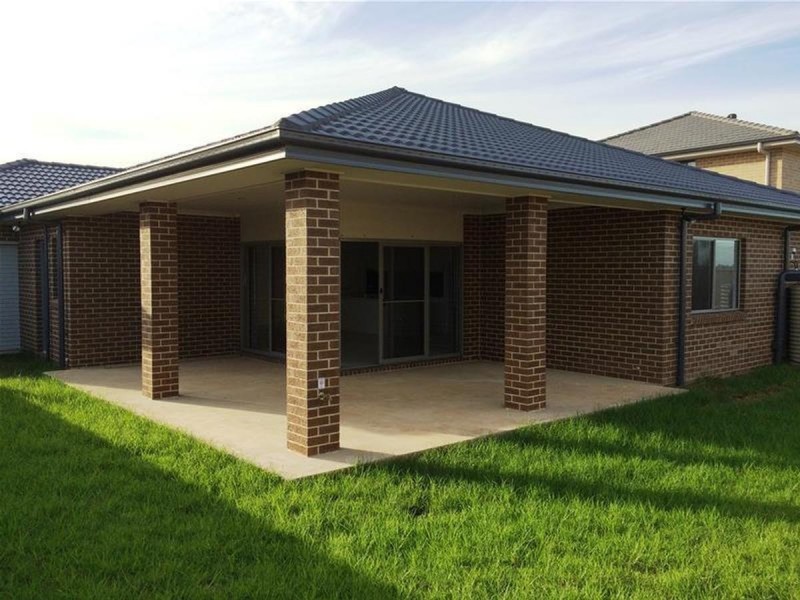 16 Rose Street, Oran Park NSW 2570