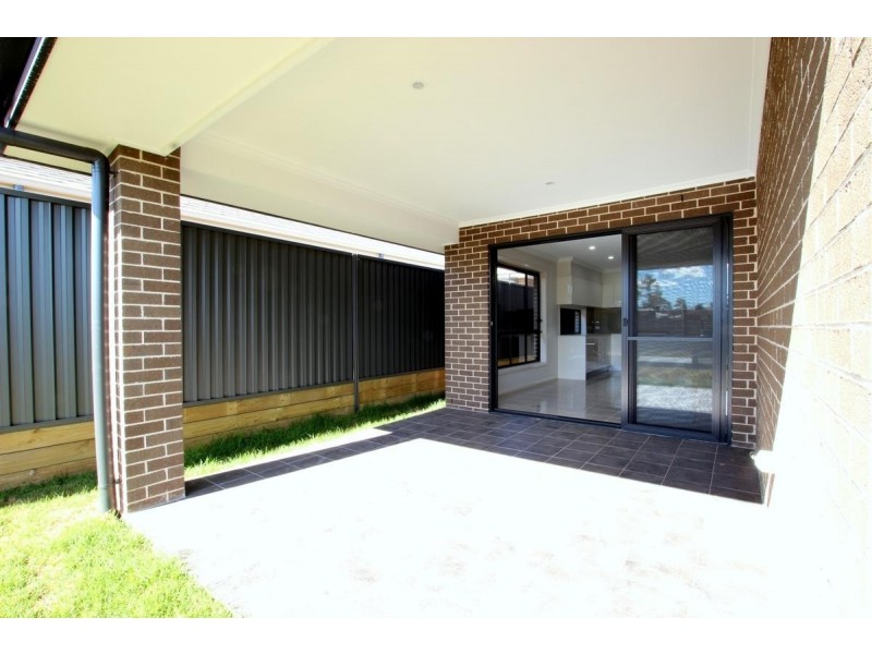 11 Goodluck Circuit, Cobbitty NSW 2570