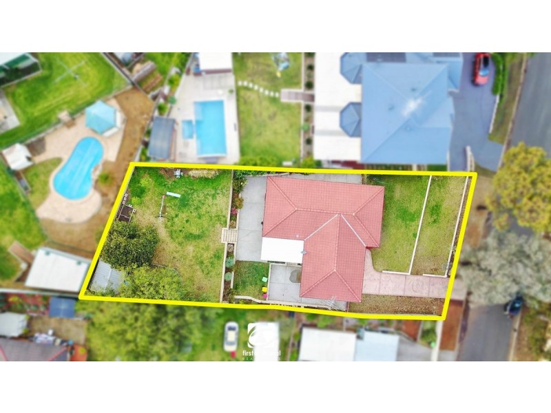 3 Smith Place, Mount Annan NSW 2567