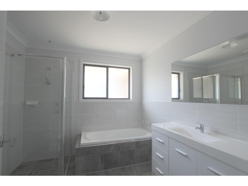 15 Cassidy Street, Spring Farm NSW 2570