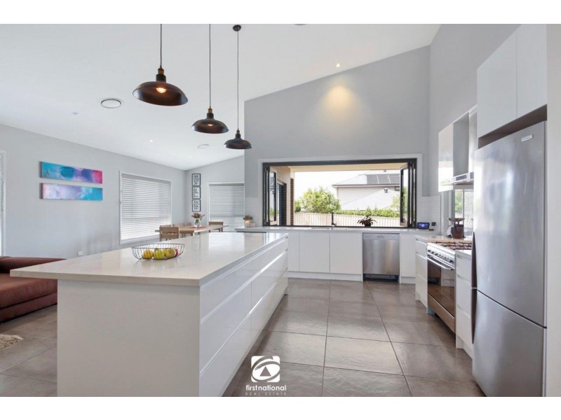 4 Ellen Ridge, Harrington Park NSW 2567