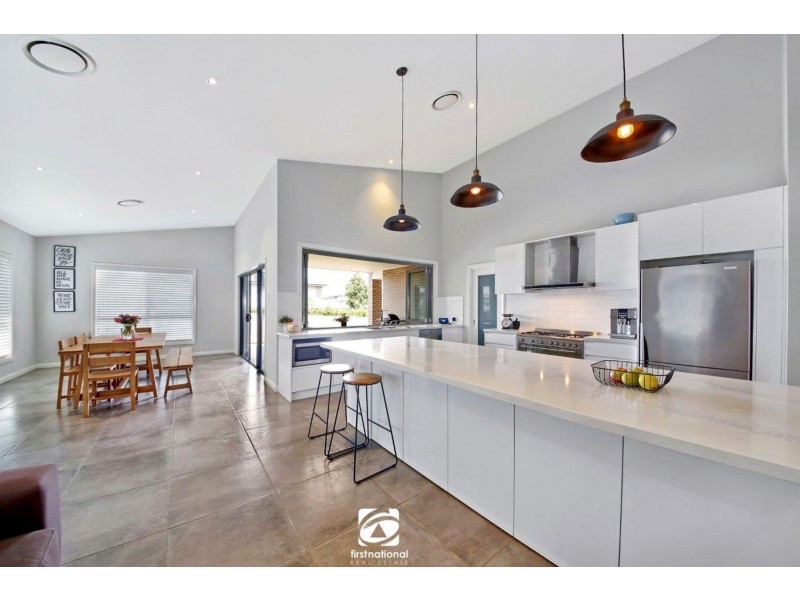 4 Ellen Ridge, Harrington Park NSW 2567