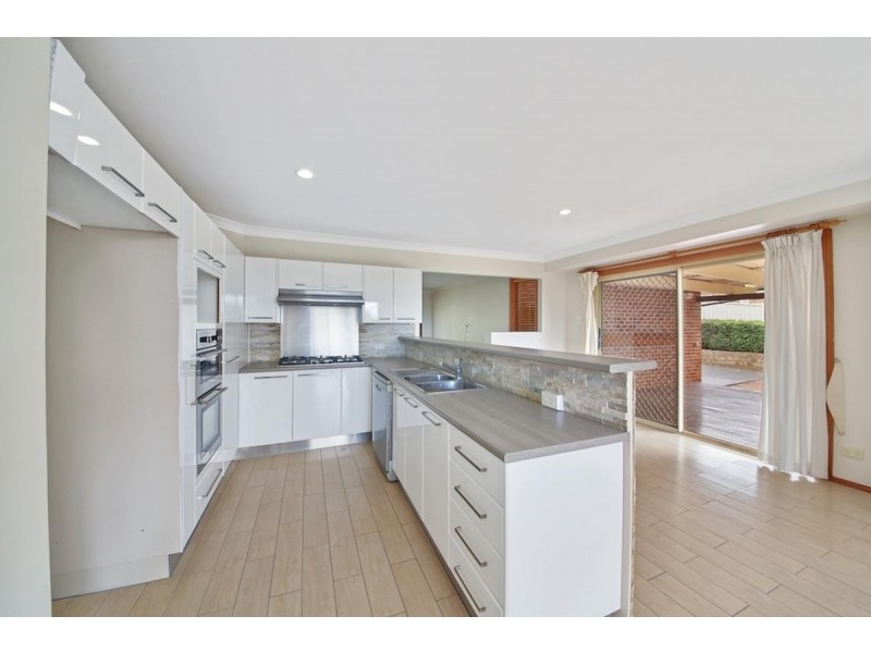 2 Hannah Place, Mount Annan NSW 2567