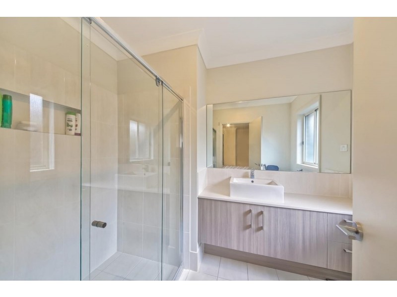 33 Skaife Street, Oran Park NSW 2570