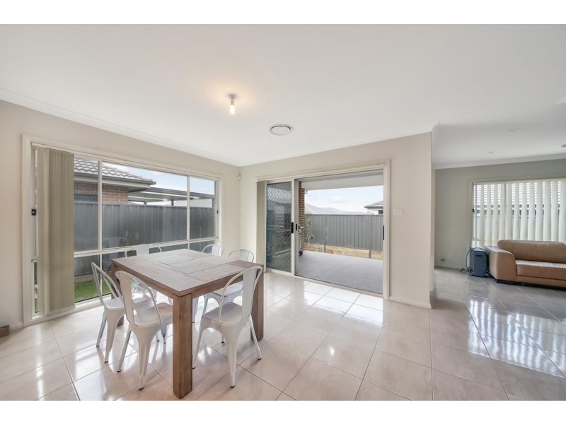 33 Skaife Street, Oran Park NSW 2570