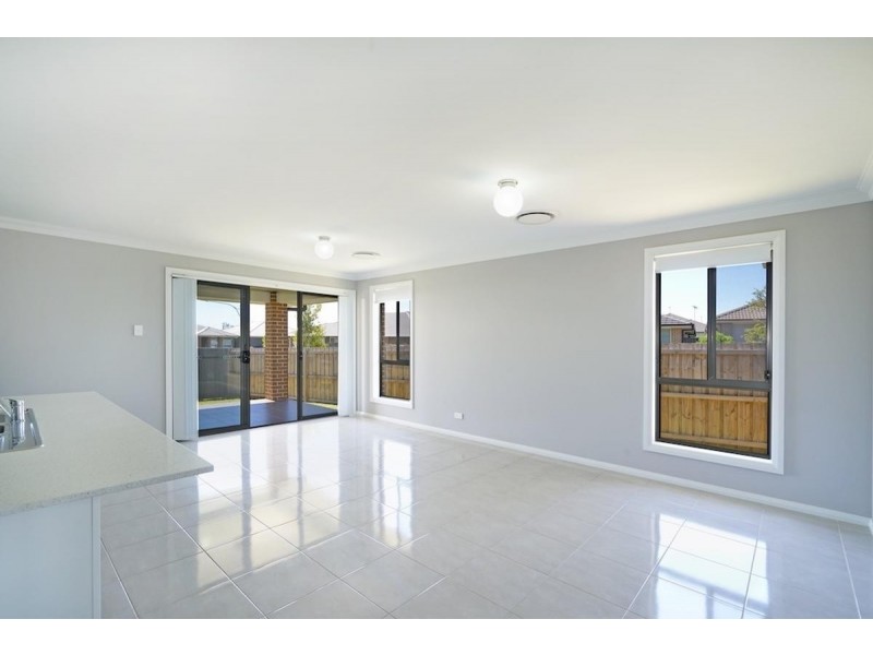 2 Norton Street, Spring Farm NSW 2570