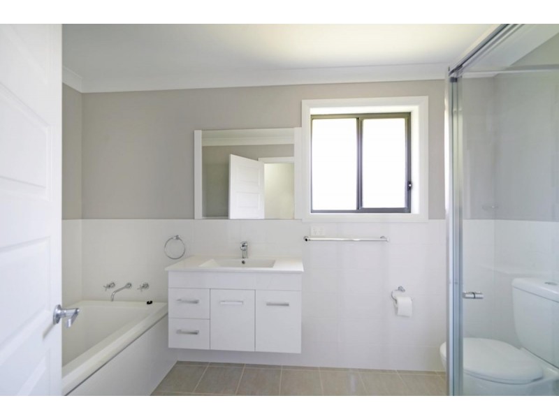 2 Norton Street, Spring Farm NSW 2570