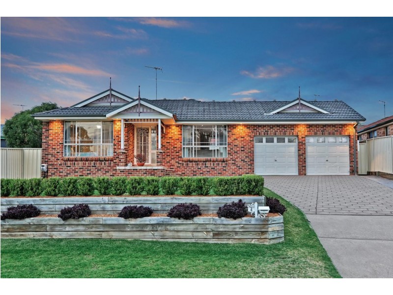 4 Irwin Court, Narellan Vale NSW 2567