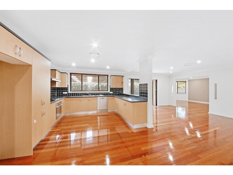 25 Macleay Cct, Harrington Park NSW 2567