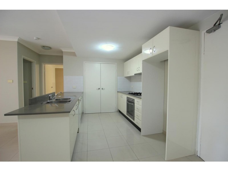 7/41 Woodhouse Drive, Ambarvale NSW 2560