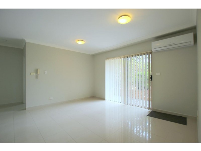 7/41 Woodhouse Drive, Ambarvale NSW 2560