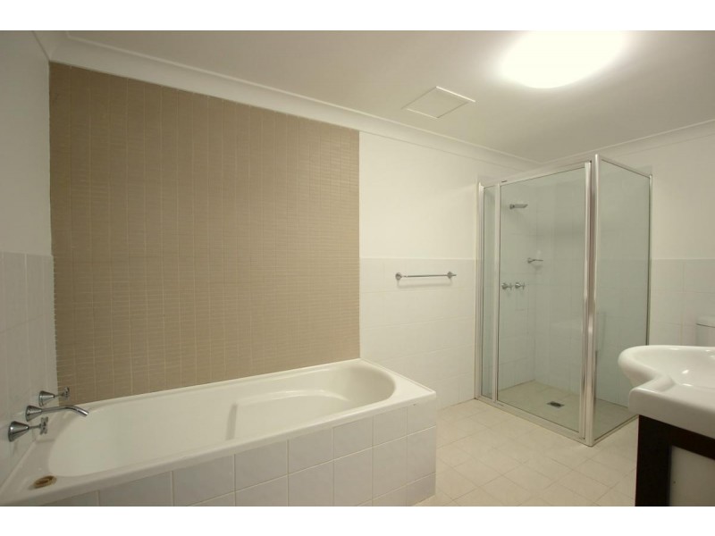 7/41 Woodhouse Drive, Ambarvale NSW 2560