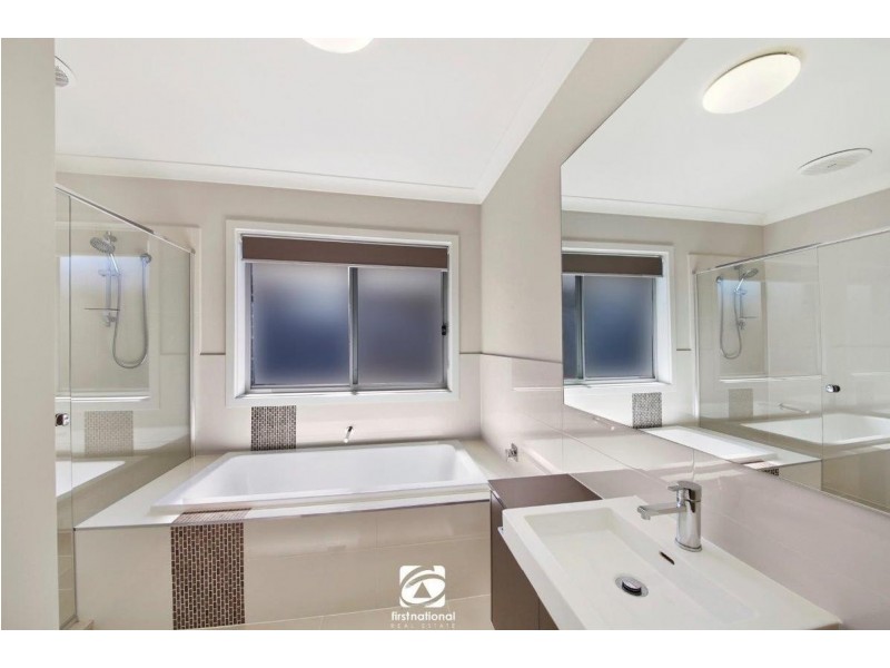 21 Loudon Crescent, Cobbitty NSW 2570