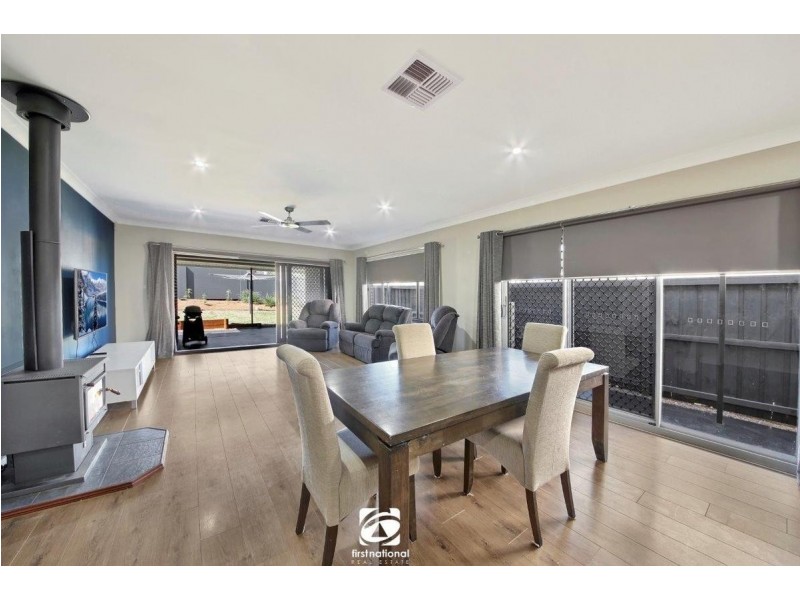 21 Loudon Crescent, Cobbitty NSW 2570