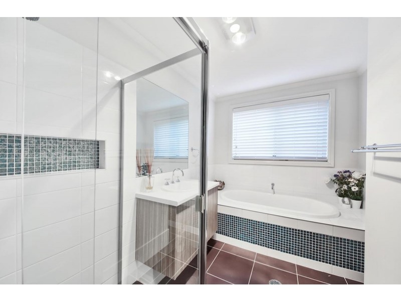 12 Ingham Street, Spring Farm NSW 2570