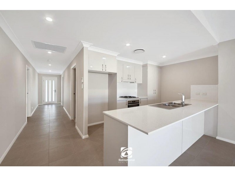 24 Romney Street, Elderslie NSW 2570