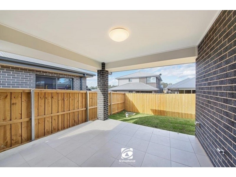 24 Romney Street, Elderslie NSW 2570