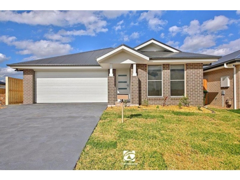 12 Romney Street, Elderslie NSW 2570