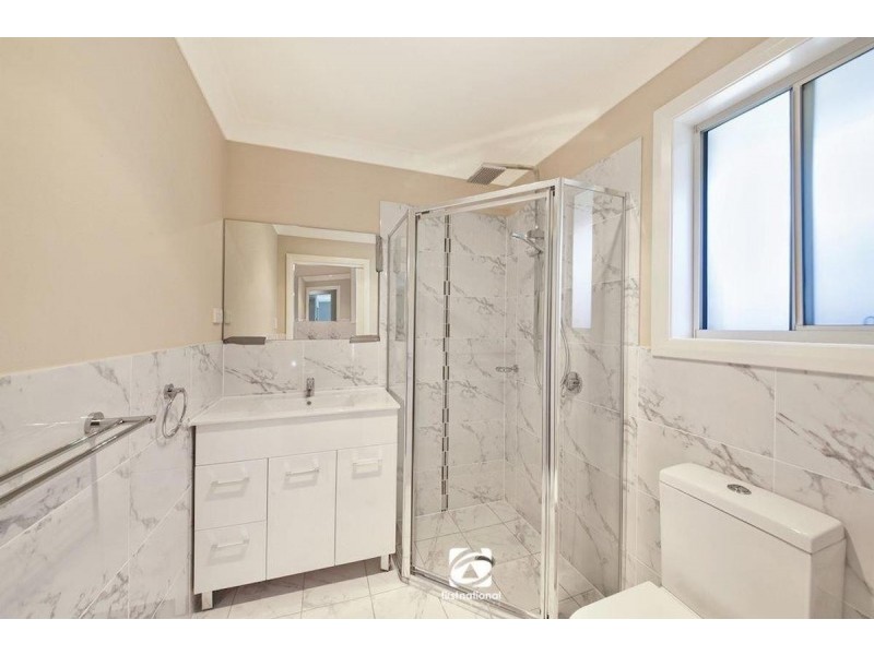 12 Romney Street, Elderslie NSW 2570