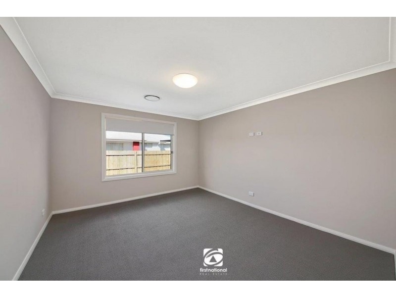 12 Romney Street, Elderslie NSW 2570