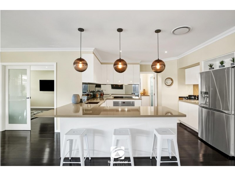 10 Lonigan Parade, Harrington Park NSW 2567