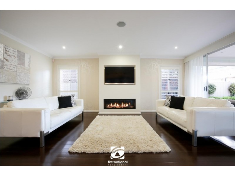 10 Lonigan Parade, Harrington Park NSW 2567