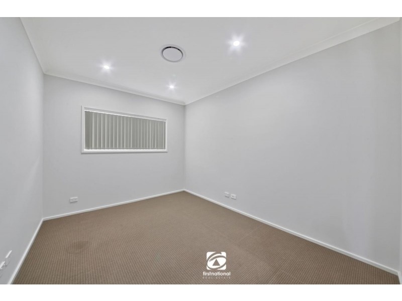 31 Rosella Circuit, Gregory Hills NSW 2557