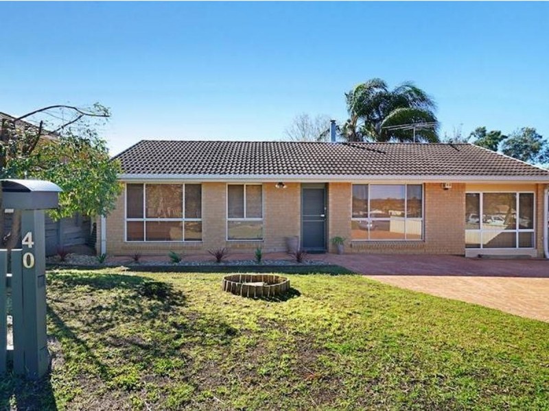 40 Cornelian Avenue, Eagle Vale NSW 2558