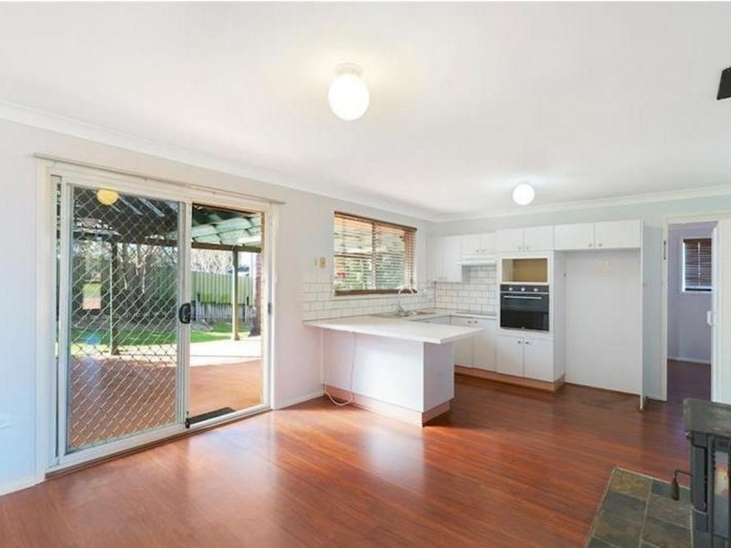 40 Cornelian Avenue, Eagle Vale NSW 2558