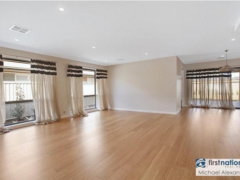14 Doolan Crescent, Harrington Park NSW 2567