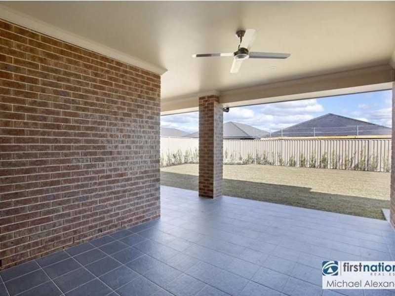 14 Doolan Crescent, Harrington Park NSW 2567