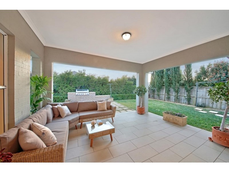 11 Whyte Place, Elderslie NSW 2570