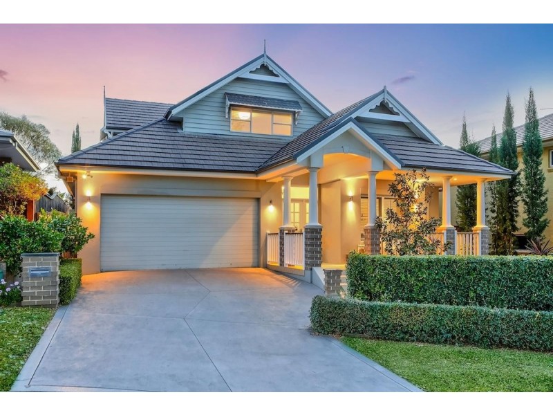 11 Whyte Place, Elderslie NSW 2570