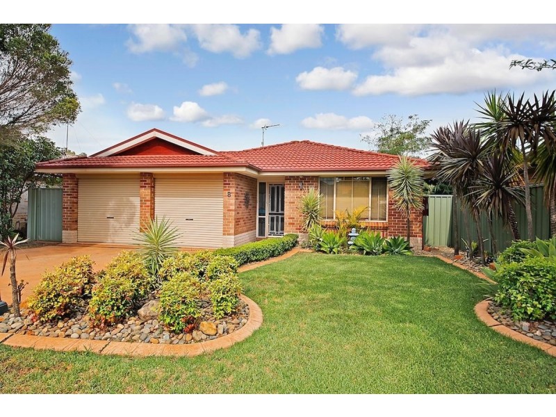 8 Hayes Court, Harrington Park NSW 2567