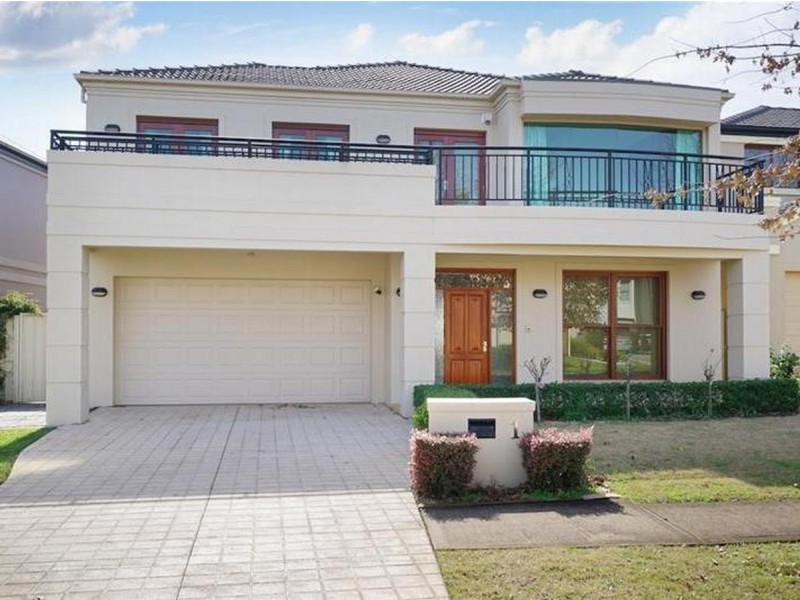 1 Mason Drive, Harrington Park NSW 2567