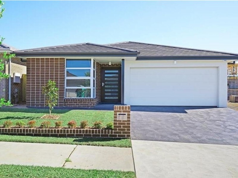 4 DAVIDSON STREET, Oran Park NSW 2570