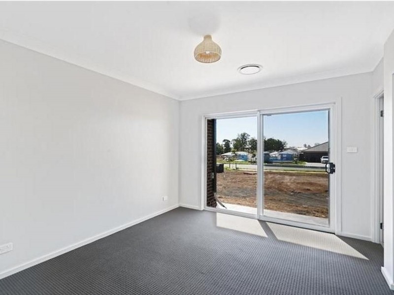 4 DAVIDSON STREET, Oran Park NSW 2570