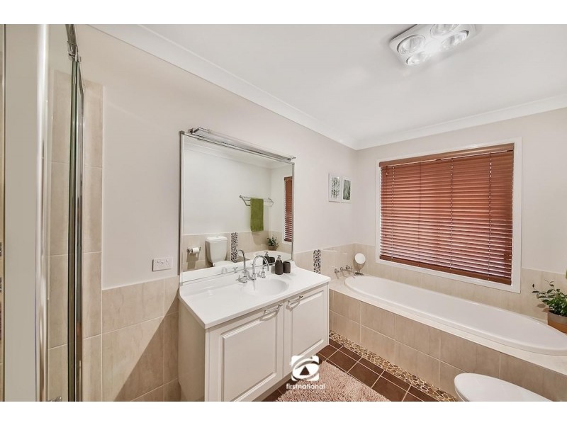 29 Lamond Common, Camden Park NSW 2570