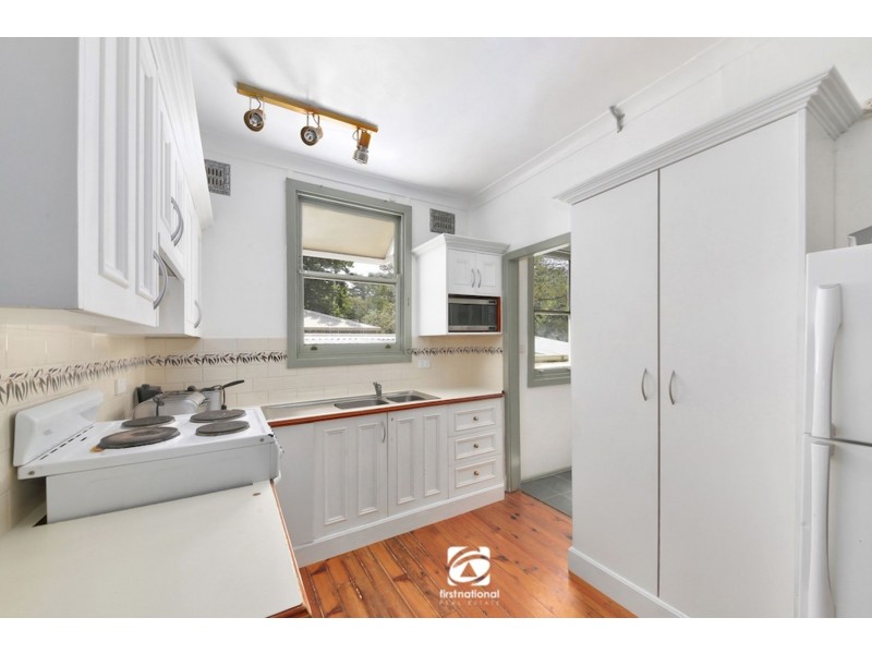 15 BURRAWONG CRESCENT, Elderslie NSW 2570