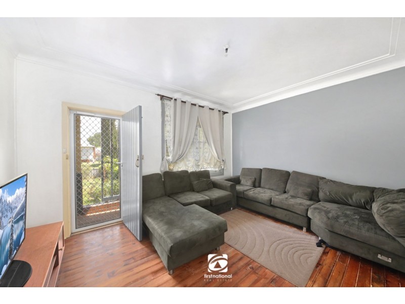 15 BURRAWONG CRESCENT, Elderslie NSW 2570