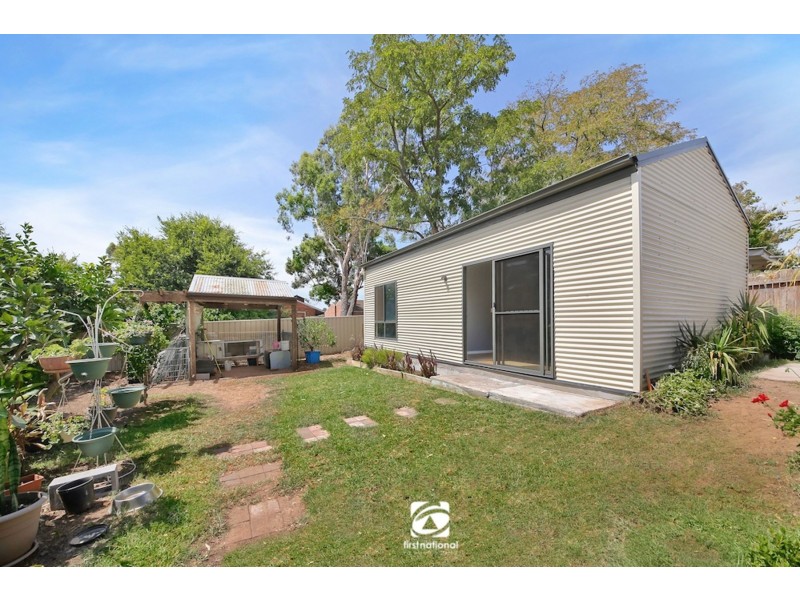 15 BURRAWONG CRESCENT, Elderslie NSW 2570