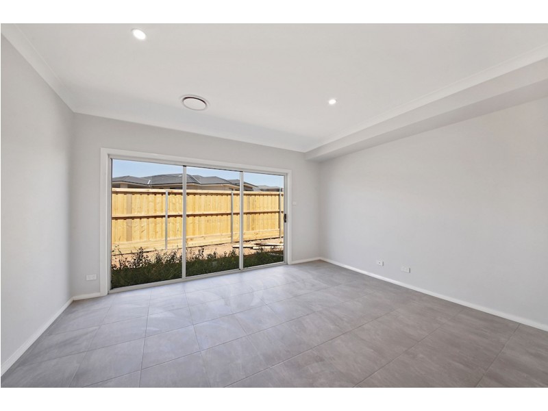 30 Williamson Street, Oran Park NSW 2570