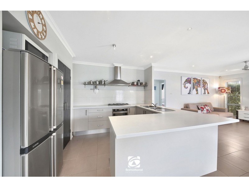 6 GALLINA DRIVE, Spring Farm NSW 2570