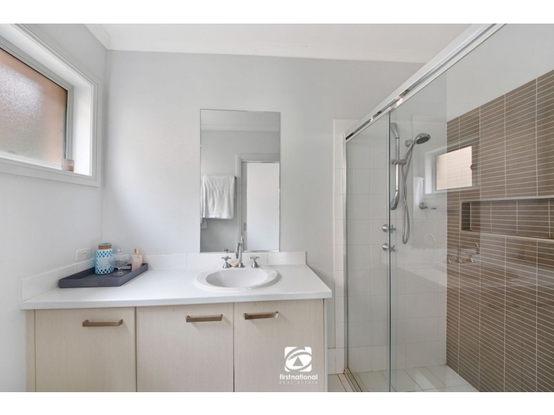 6 GALLINA DRIVE, Spring Farm NSW 2570