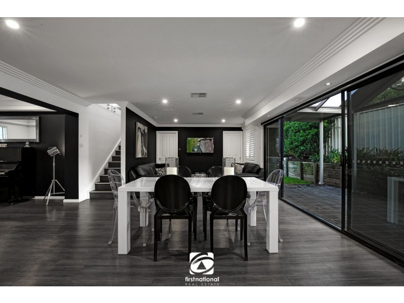 18 Mount Sugarloaf Drive, Glen Alpine NSW 2560
