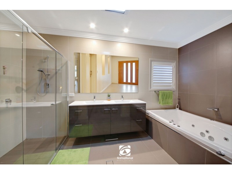 24 Lonigan Parade, Harrington Park NSW 2567