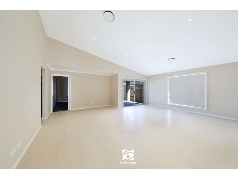 16 Parrott Street, Elderslie NSW 2570
