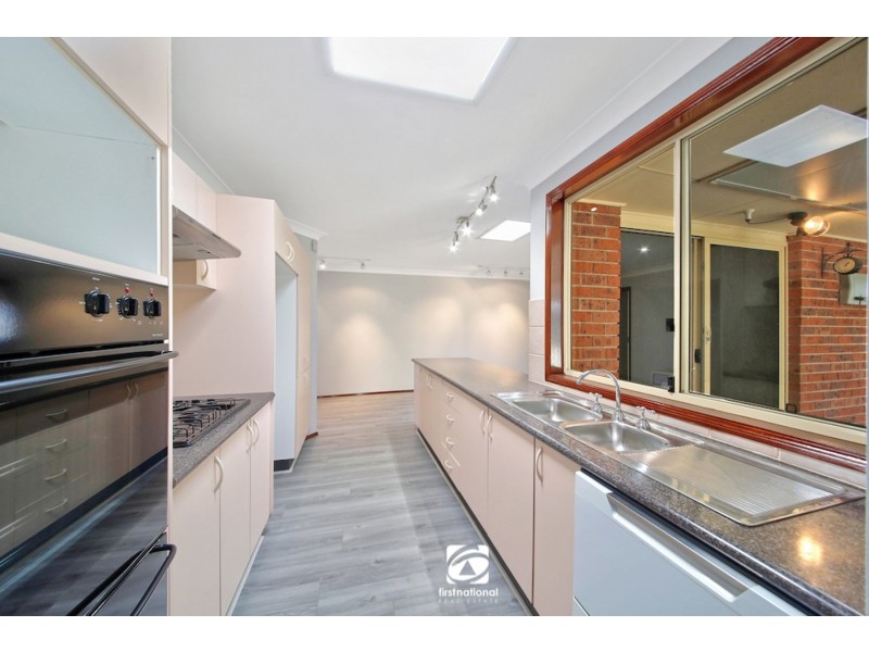 44 Downes Crescent, Currans Hill NSW 2567