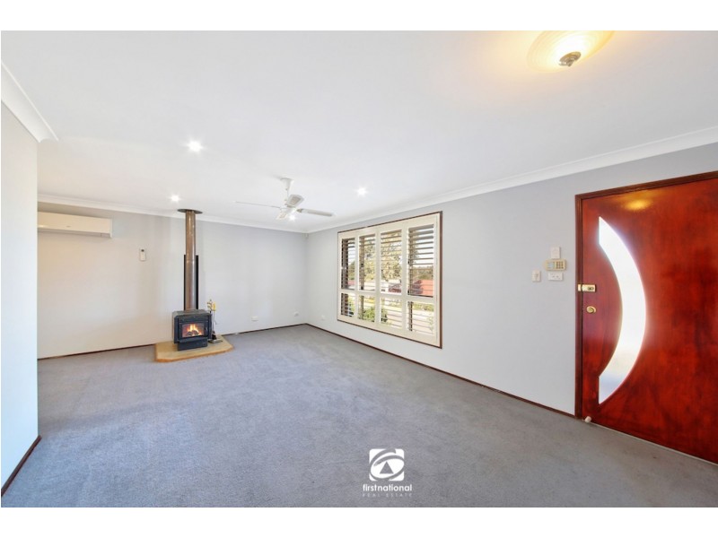 44 Downes Crescent, Currans Hill NSW 2567